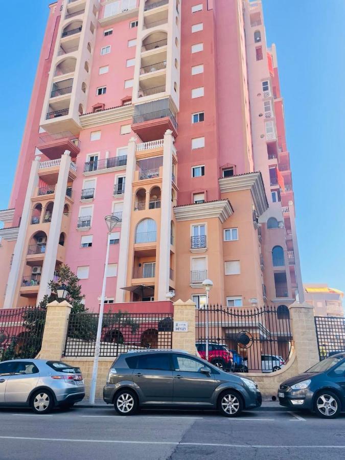 Beach Apartament In Torrevieja Extérieur photo
