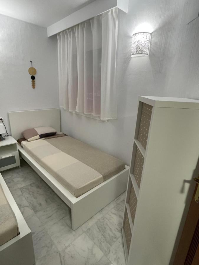 Beach Apartament In Torrevieja Extérieur photo